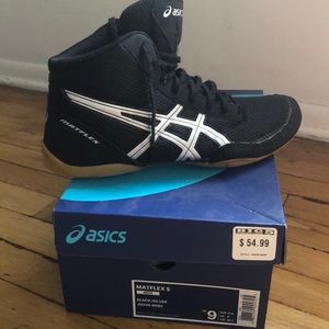 ASICS wrestling  shoes